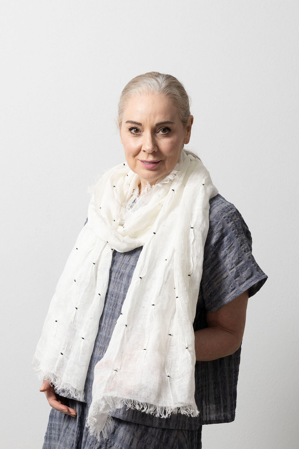 Hand-Embroidered Linen Gauze Scarf in Ivory