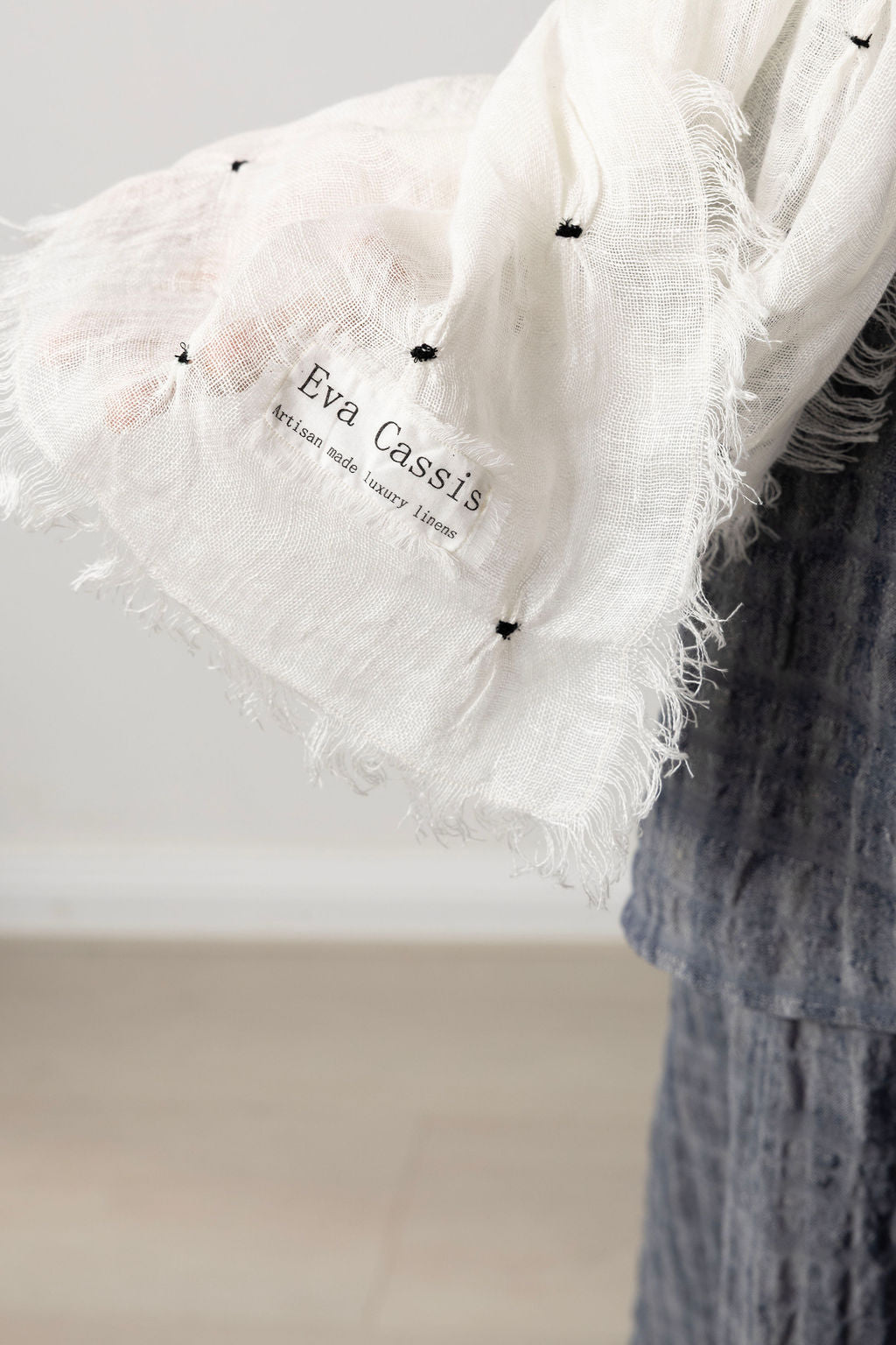 Hand-Embroidered Linen Gauze Scarf in Ivory