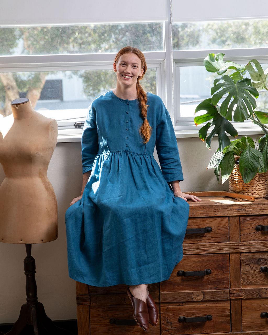 Madison 2.0 Ocean Blue Linen Dress