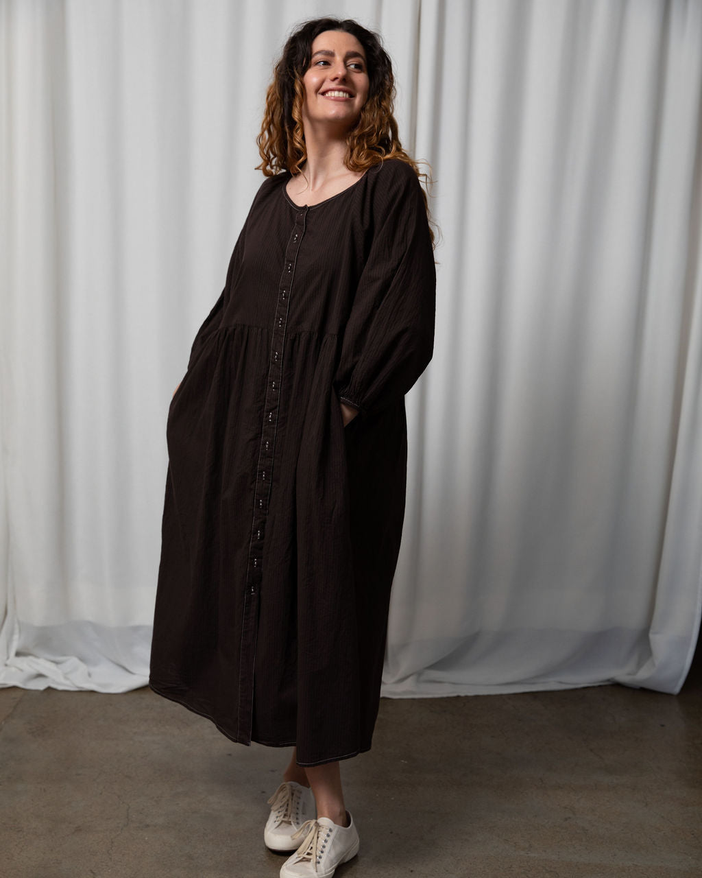 Layla Organic Cotton Dress – Espresso Edition