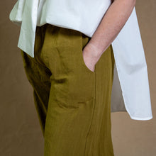 Tokyo Jungle Linen Trouser