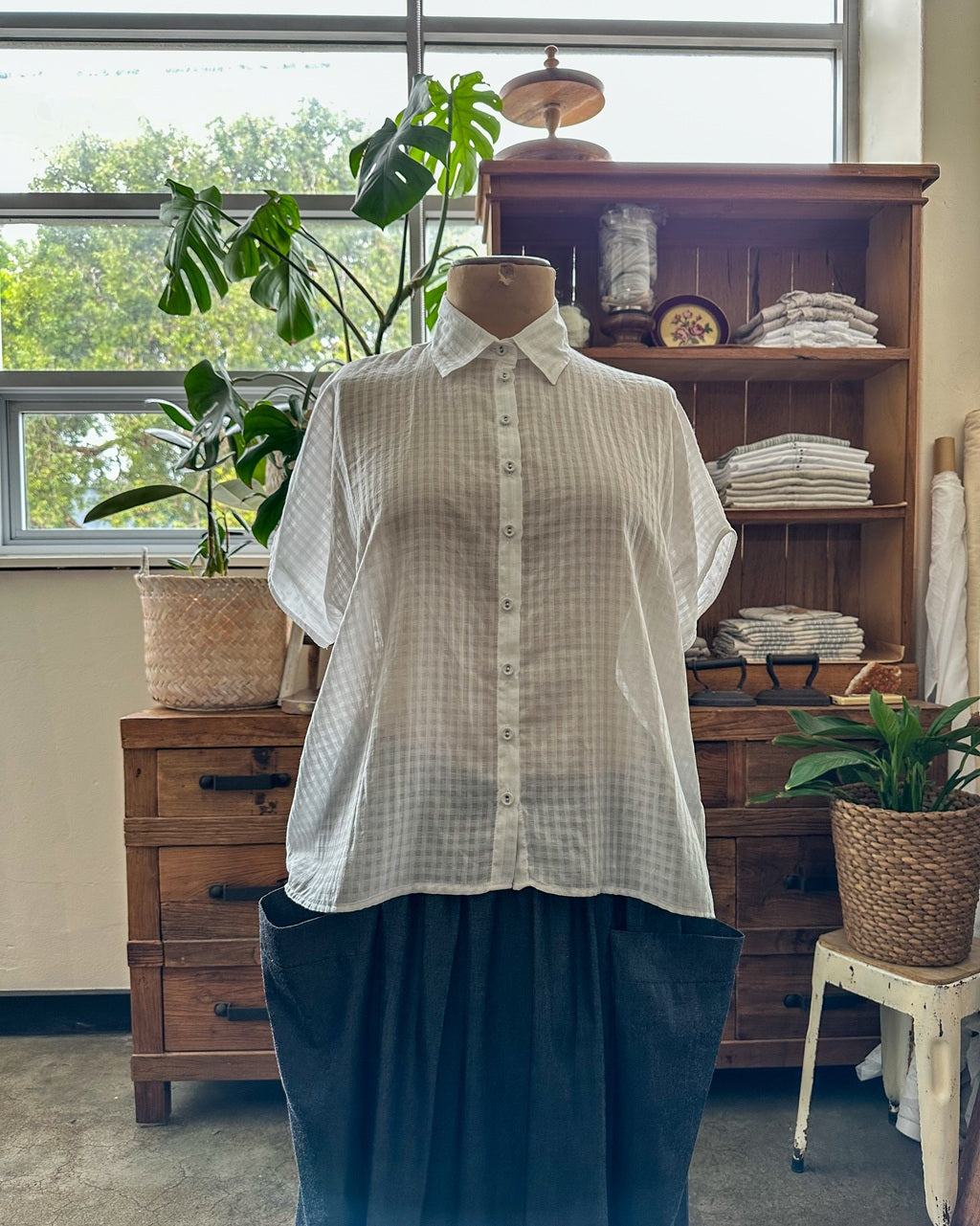 Montana Shirt – White Check Cotton Voil