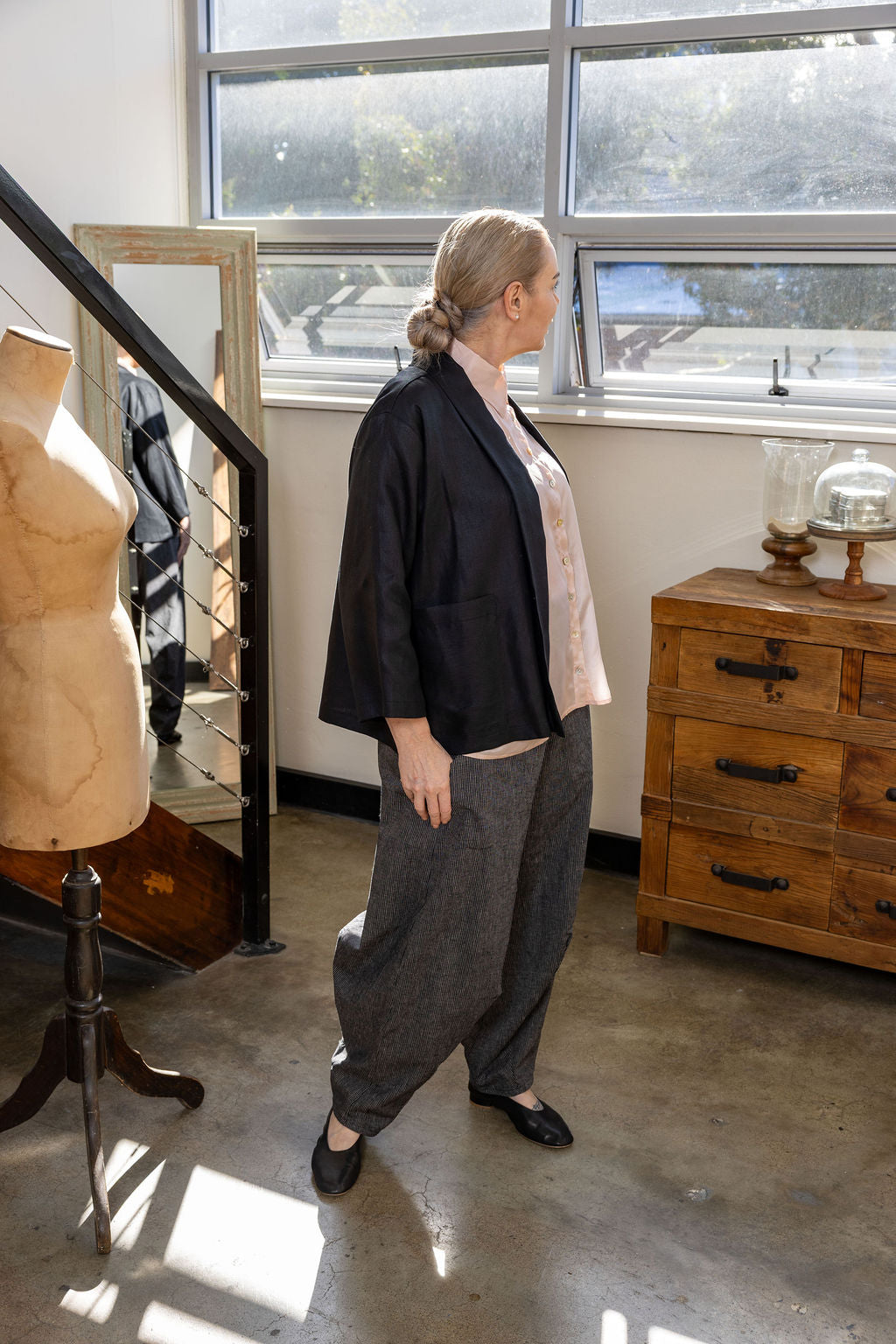 Chelsea Black Linen Jacket
