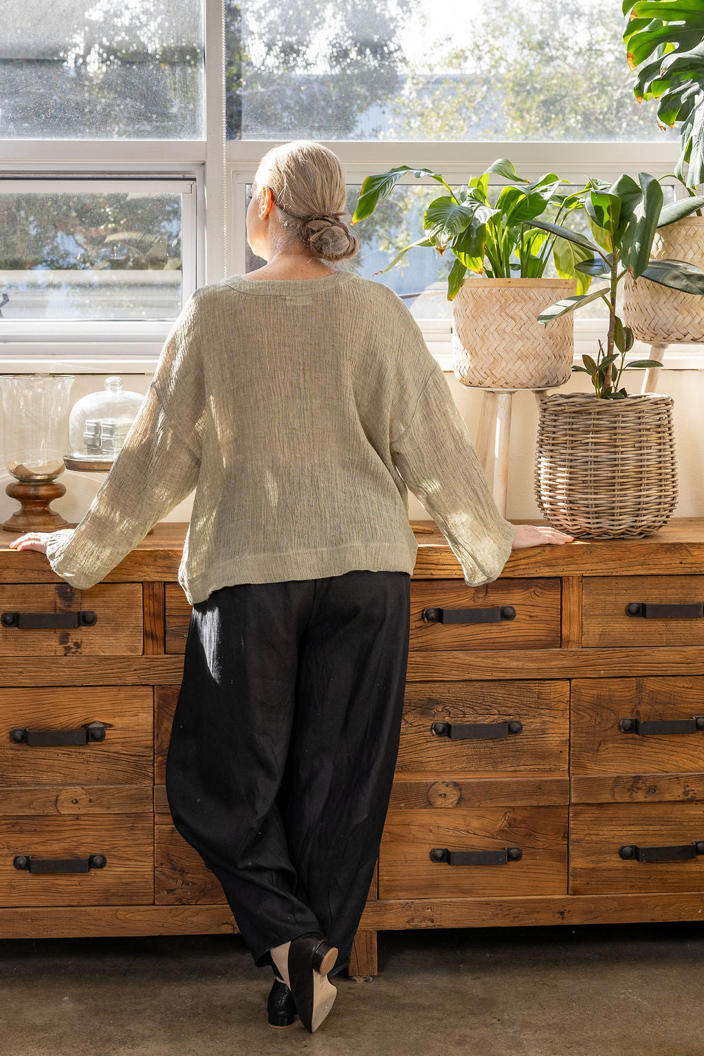 Tokyo Black Linen Pant - Longer Length