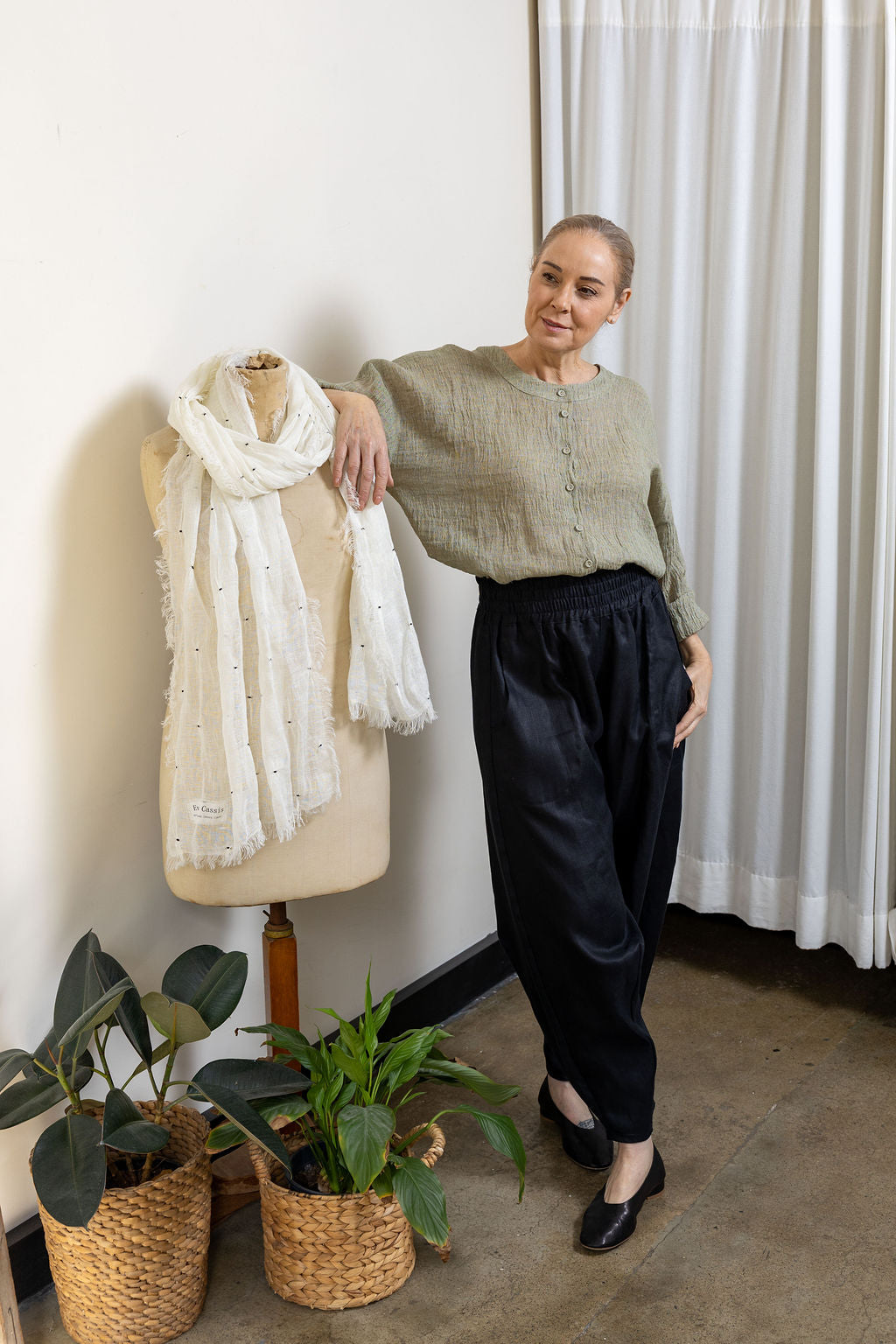 Tokyo Black Linen Pant - Longer Length