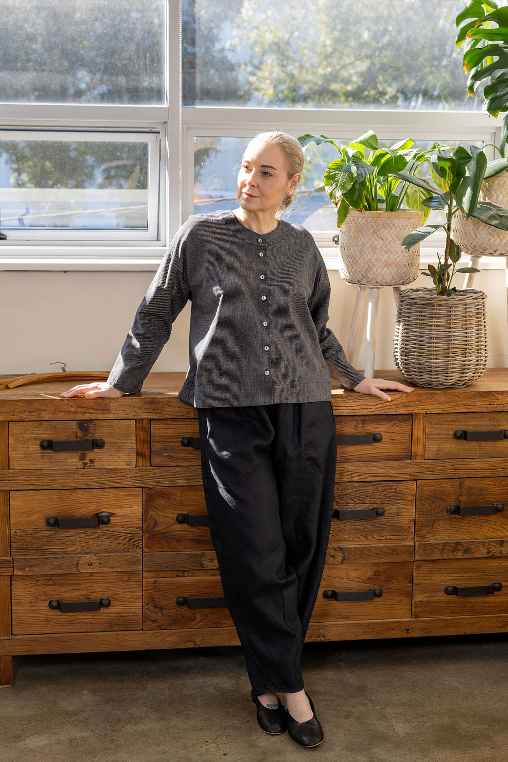Tokyo Black Linen Pant - Longer Length