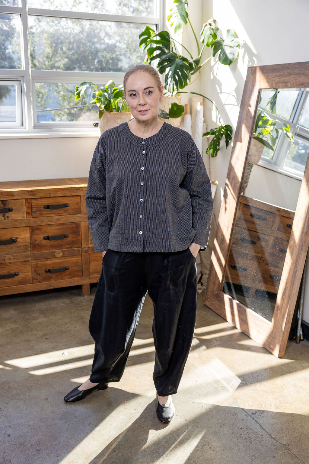 Tokyo Black Linen Pant - Longer Length