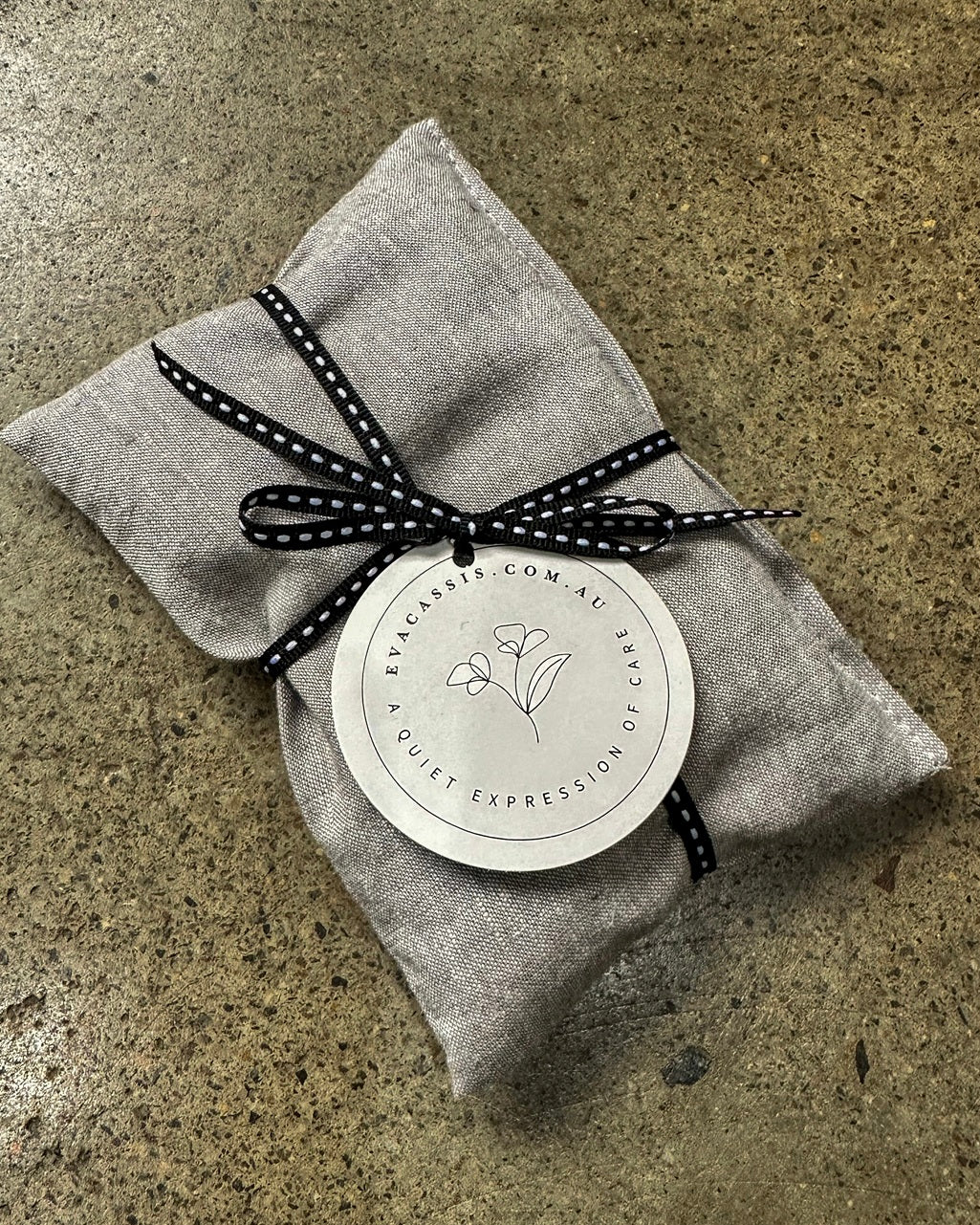 Large Linen Lavender Sachet - Light Grey