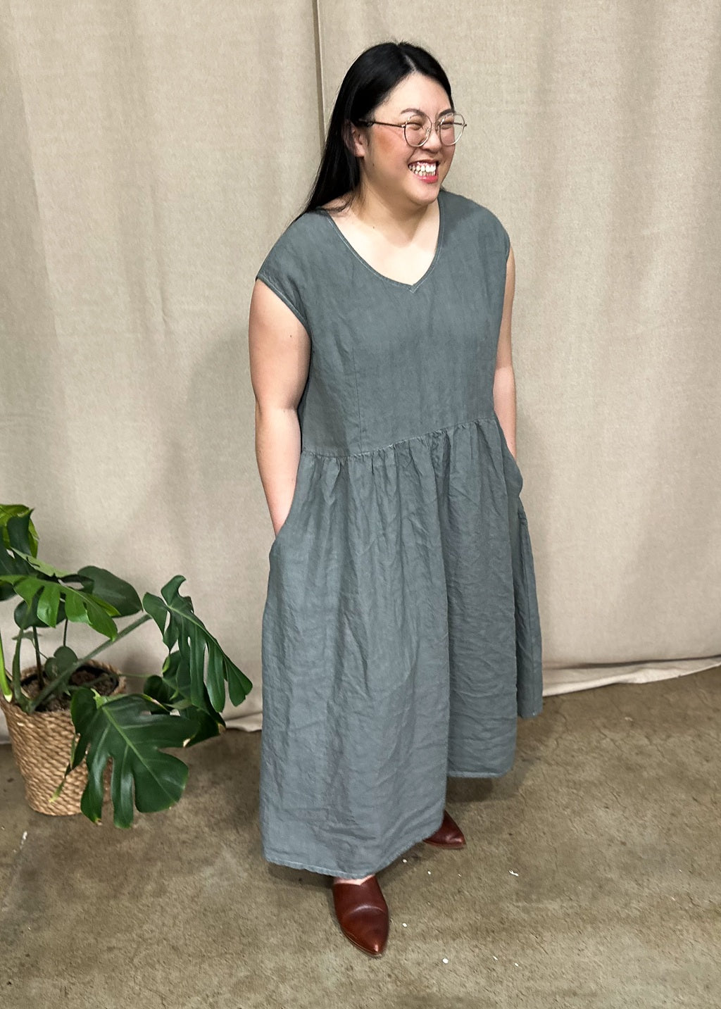 Scarlett Dress Maxi – Metal | Eva Cassis Sustainable Capsule Wardrobe