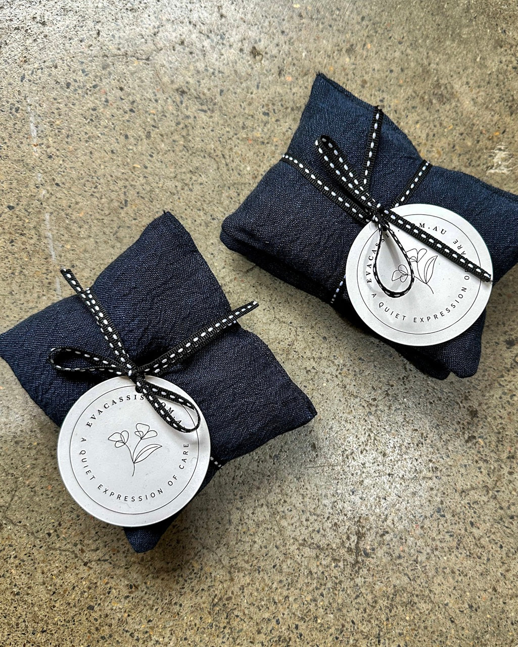 Medium Navy Linen Lavender Sachets - 2 pack
