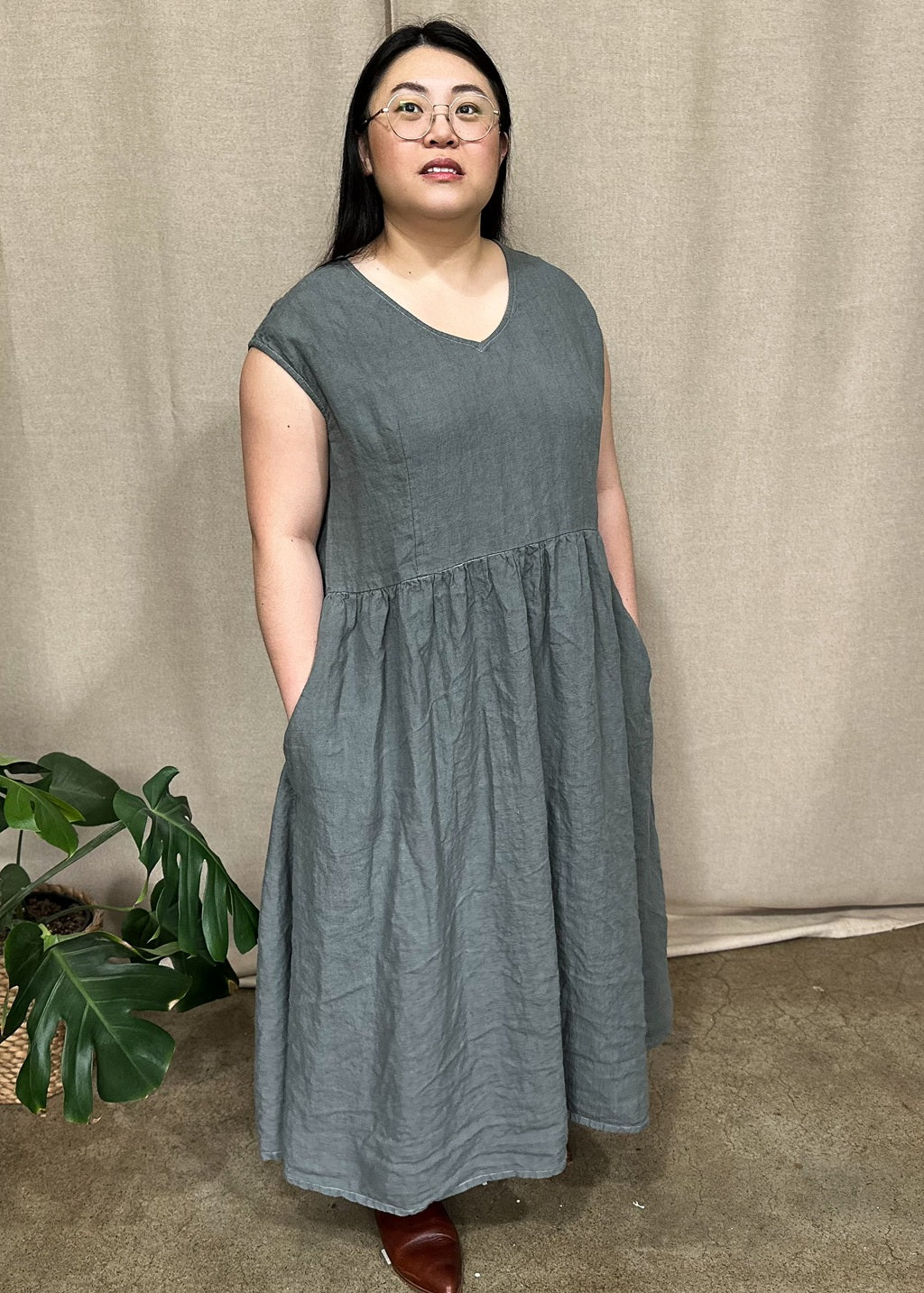 Scarlett Dress Maxi – Metal | Eva Cassis Sustainable Capsule Wardrobe