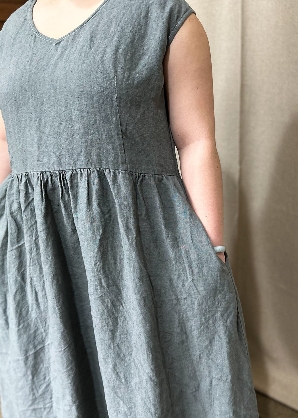 Scarlett Dress Maxi – Metal | Eva Cassis Sustainable Capsule Wardrobe