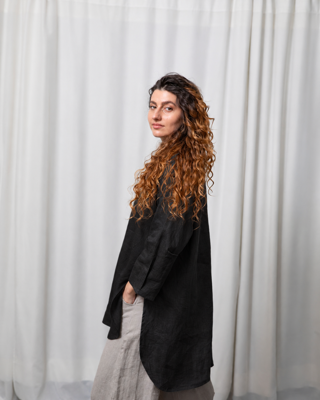 Monet Black Linen Shirt - PRE ORDER (SHIPPING 7TH DECEMBER)